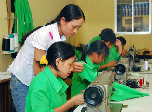 Nâng cao hiệu quả Chương trình giải quyết việc làm, giảm nghèo bền vững năm 2014